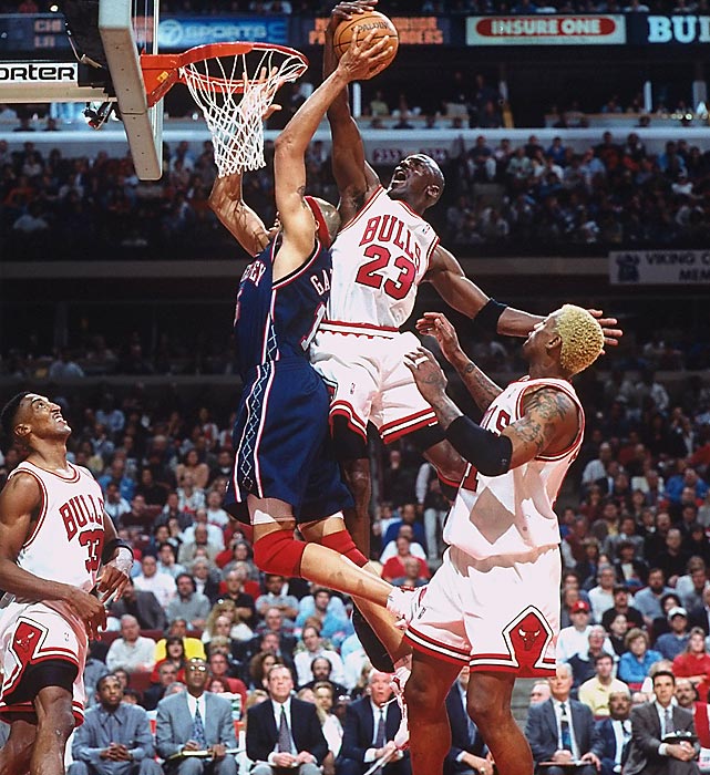 Michael Jordan, siete años para convertir todo su trabajo en el hábito de ganar. Por Roberto Rico.