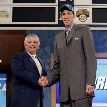 NEW YORK - JUNE 28: Fran Vazquez shakes hands with NBA Commissioner David Stern after being selected #11 overall by the Orlando Magic during the 2005 NBA Draft on June 28, 2005 at The Theater at Madison Sqaure Garden in New York City. NOTE TO USER: User expressly acknowledges and agrees that, by downloading and or using this photograph, User is consenting to the terms and conditions of the Getty Images License Agreement. Mandatory Copyright Notice: Copyright NBAE 2005 (Photo by Nathaniel S. Butler/NBAE via Getty Images)