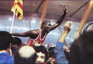 Nostálgicos. Kevin Magee. En el olimpo de los elegidos. Por Roberto González Rico.