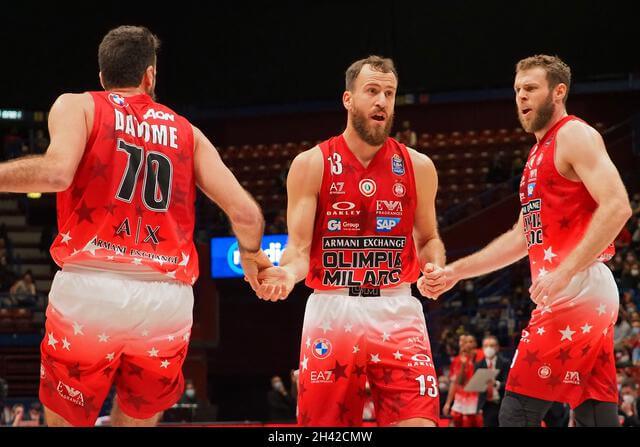 EUROLIGA. Rival FC Barcelona. Armani Milán. EUROLIGA. Rival FC Barcelona. Armani Milán.