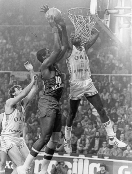 Nostálgicos. Marcelous Starks, el Moses Malone del viejo continente. Por Roberto Rico.